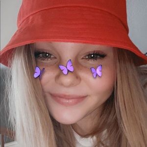 Meet your Posher, Briar